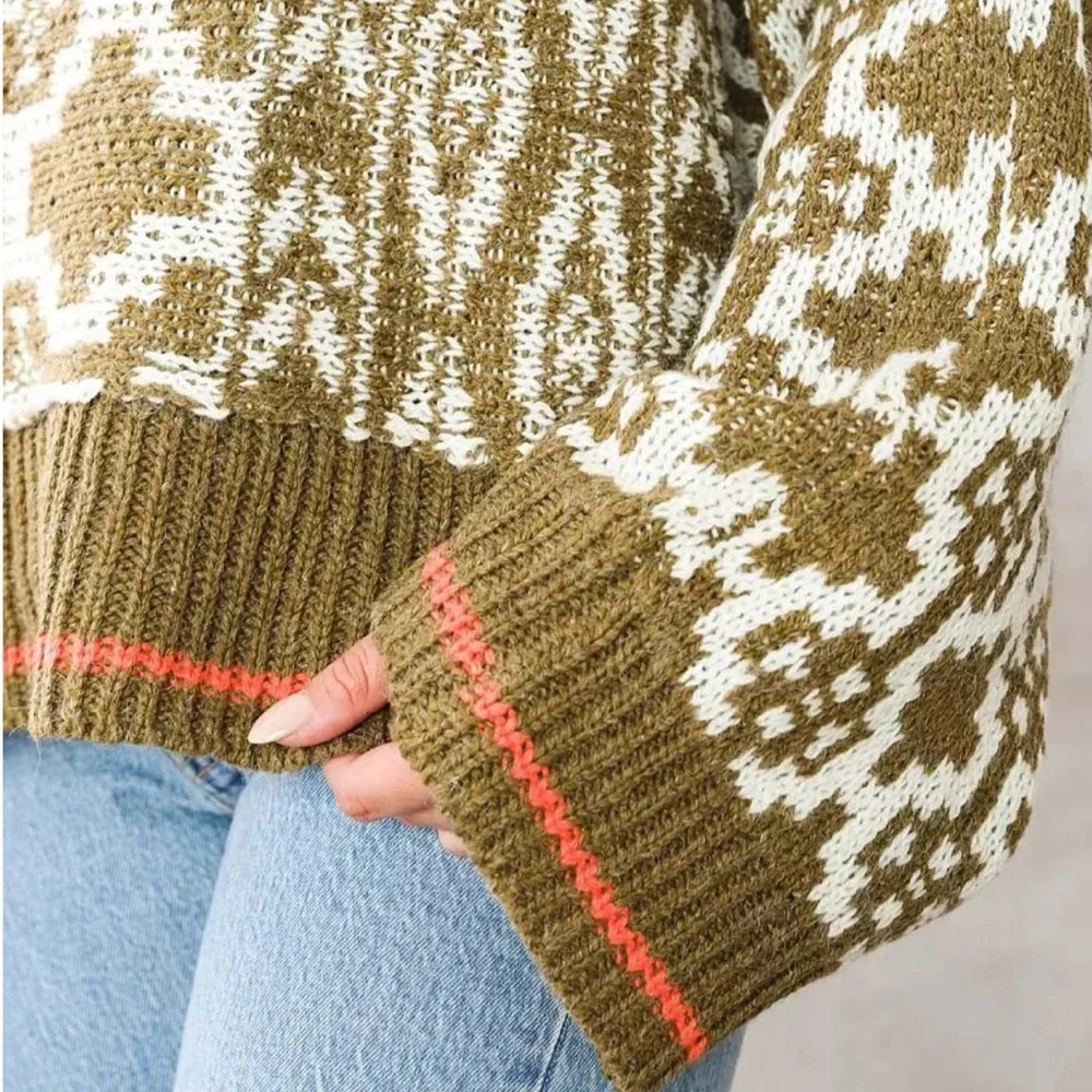 HYFVE Patterned Cowl Neck Sweater in Olive Women’s Size Large - Picture 4 of 12